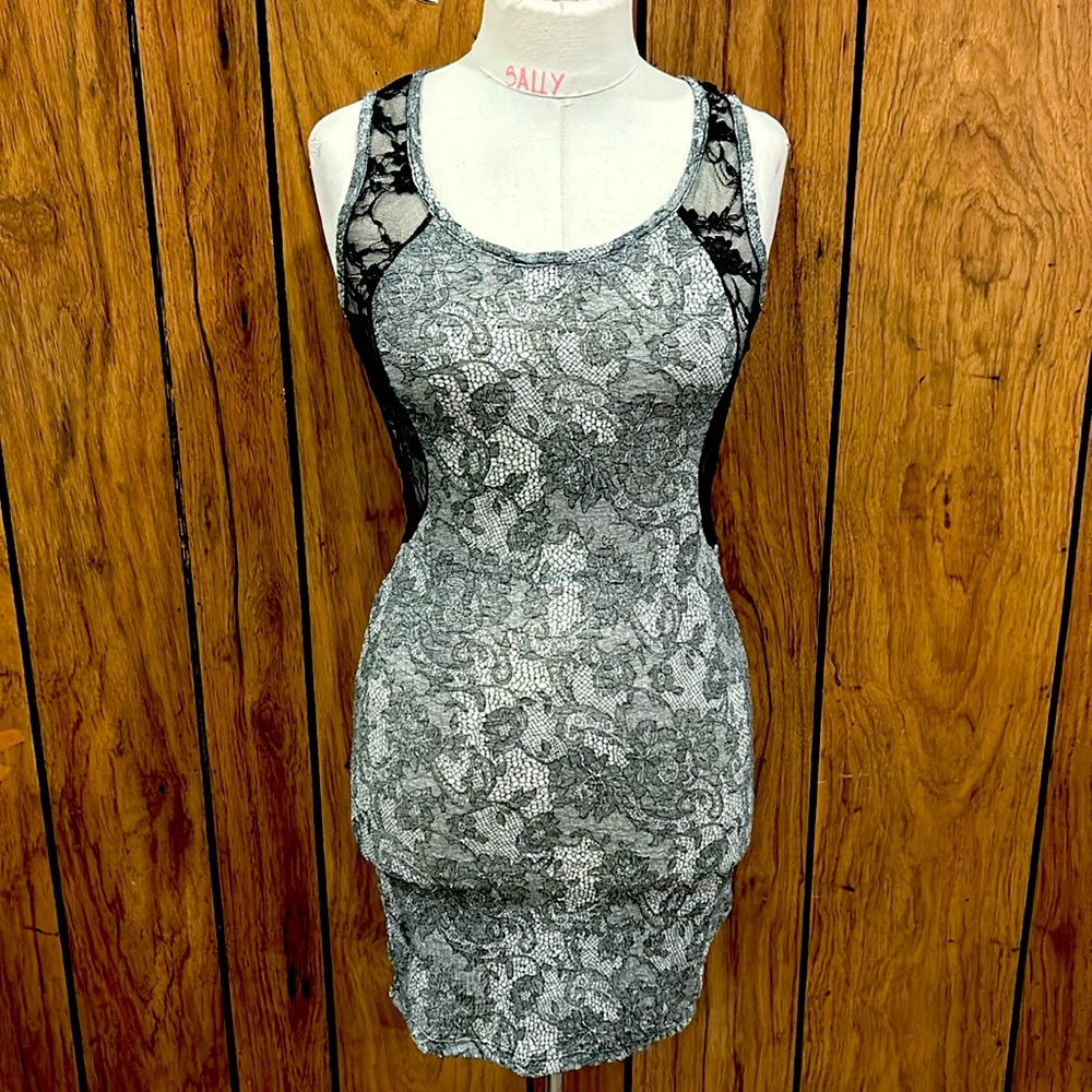 flower print dress women’s Size M